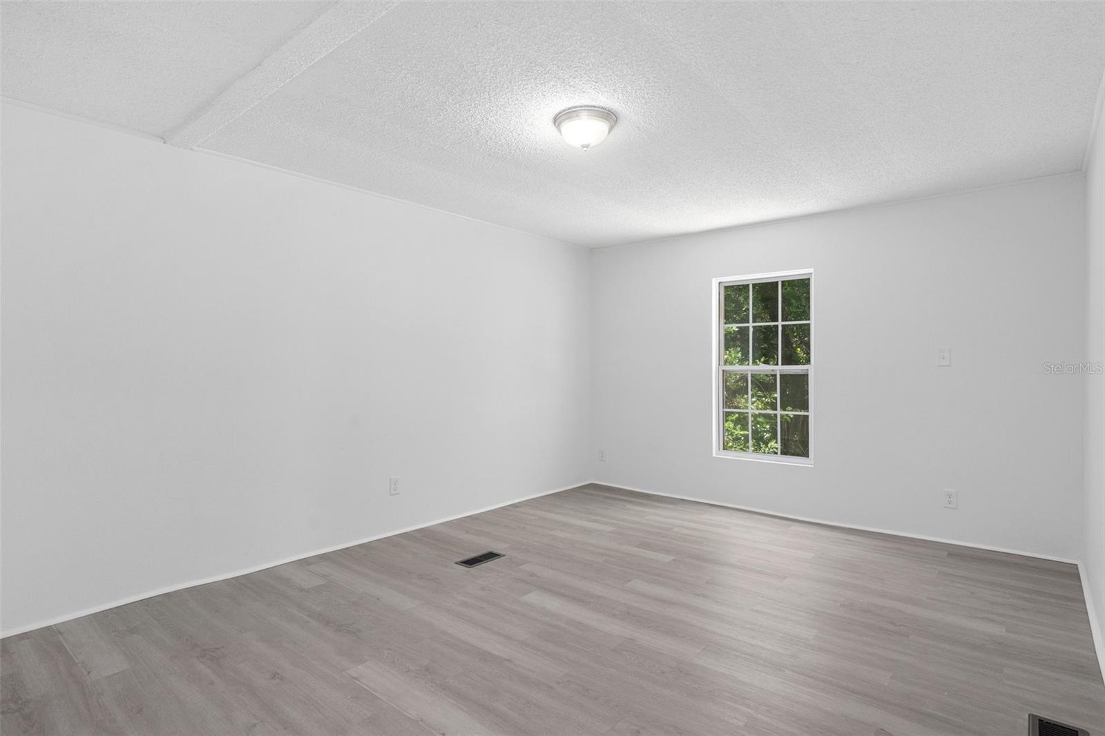 WEEKI WACHEE ACRES - Residential