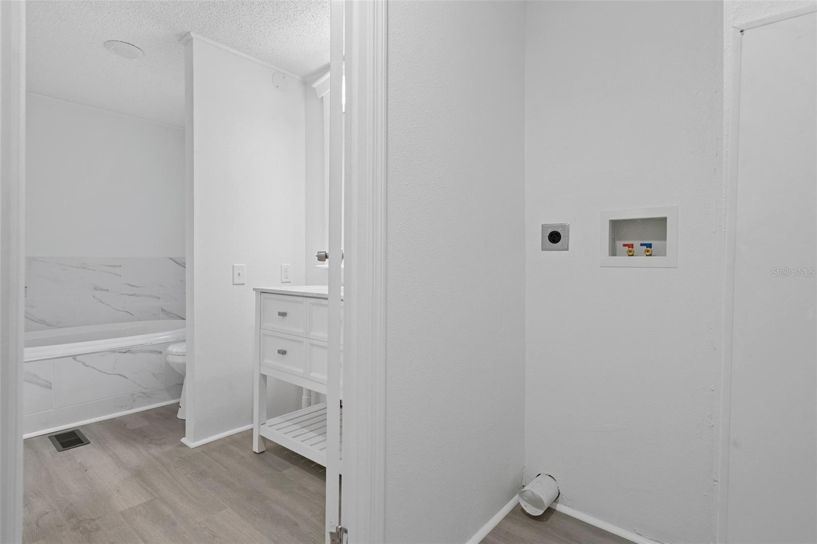 WEEKI WACHEE ACRES - Residential