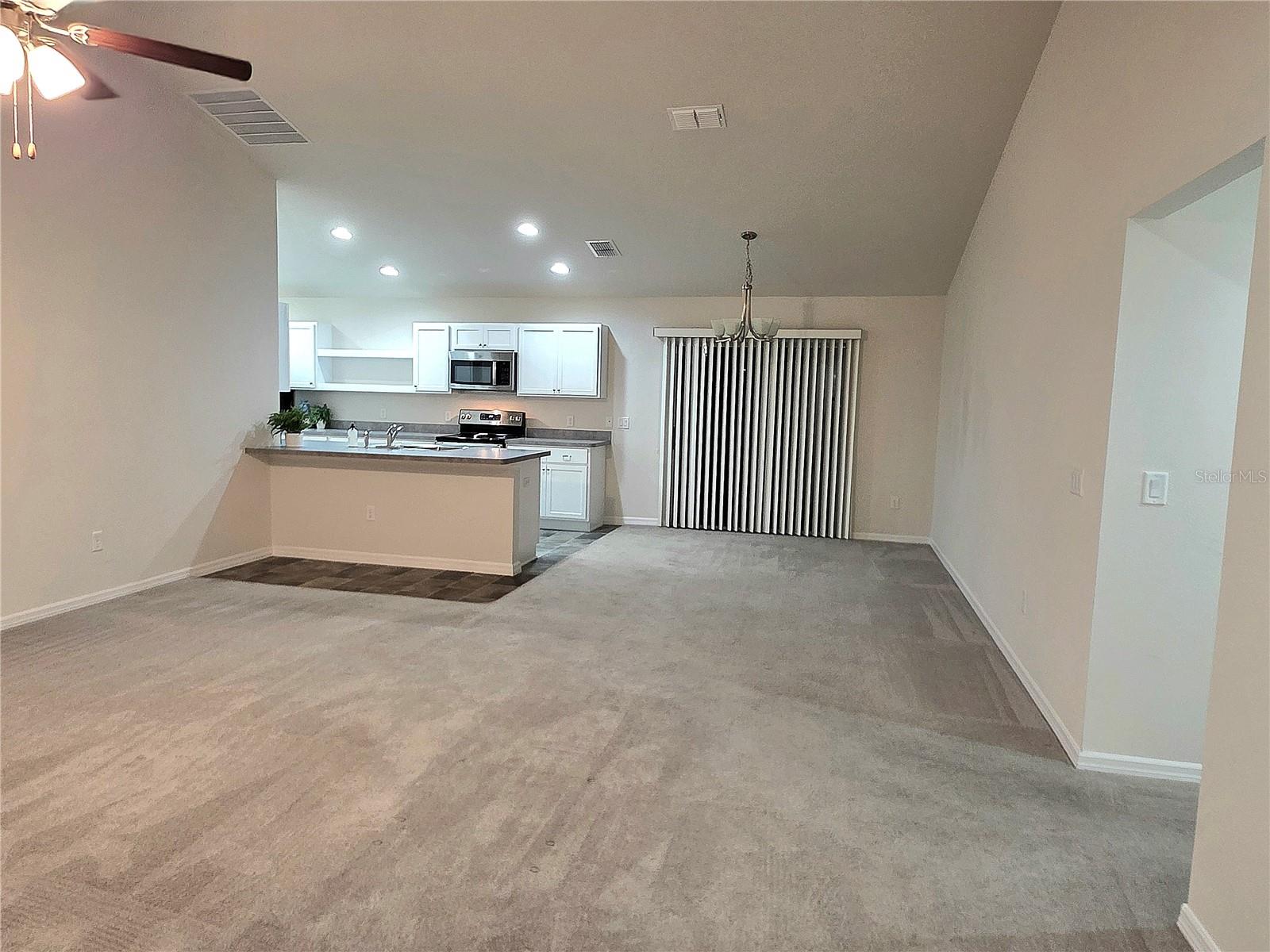 MARION OAKS UN 2 - Residential Lease