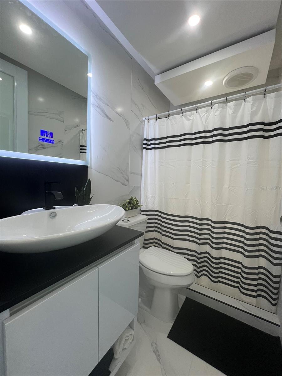 OCEAN TOWER CONDOMINIUM - Residential