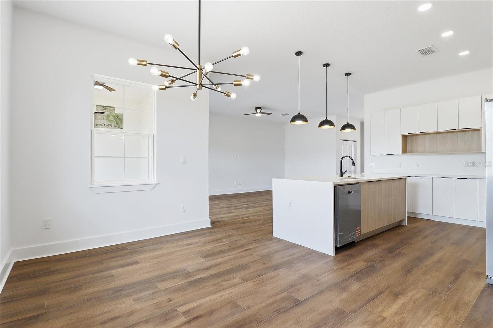 LAUREL RIDGE 02 - Residential