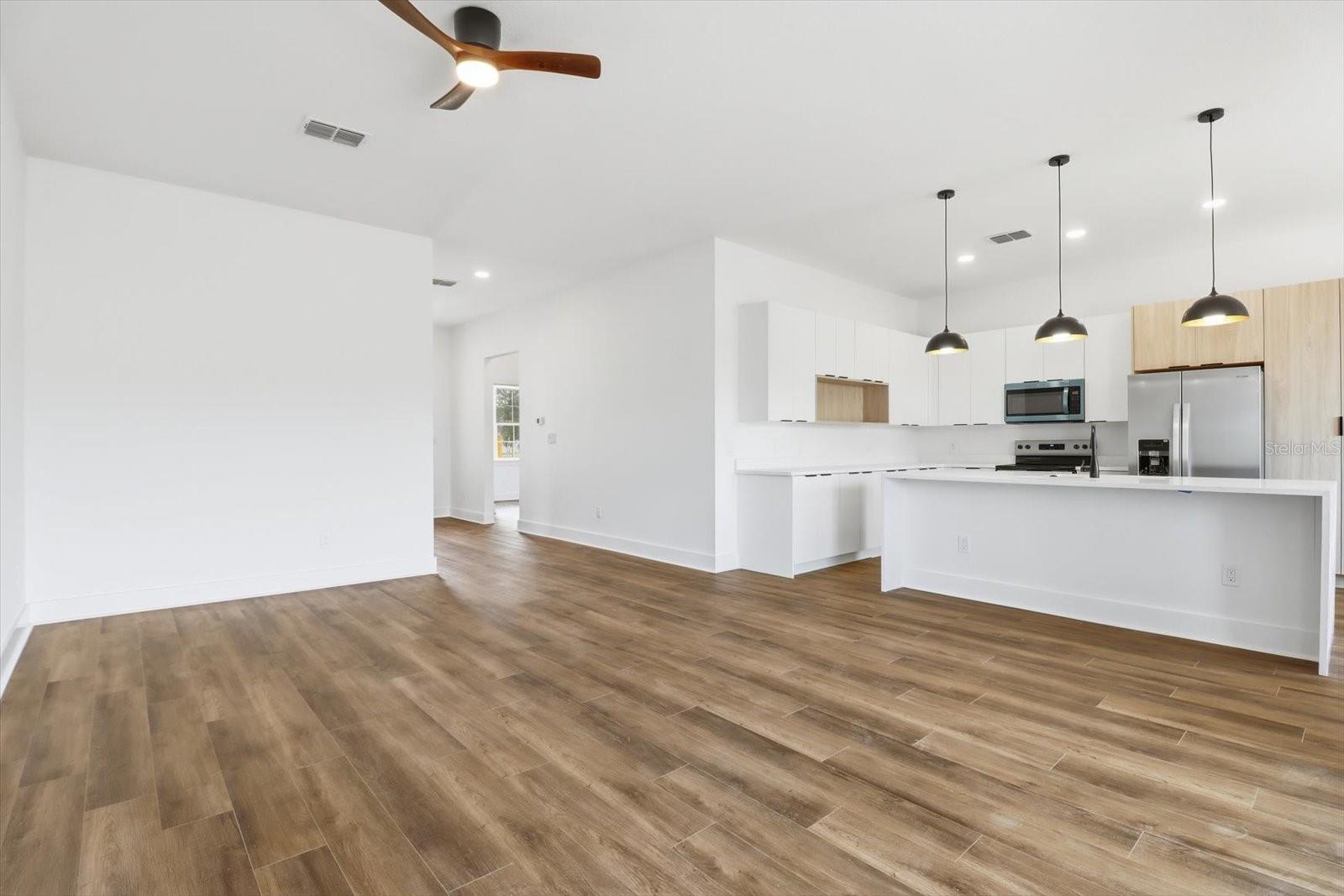 LAUREL RIDGE 02 - Residential