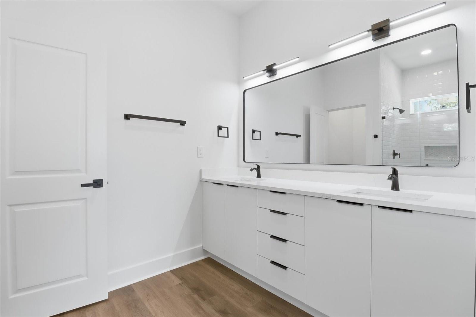 LAUREL RIDGE 02 - Residential