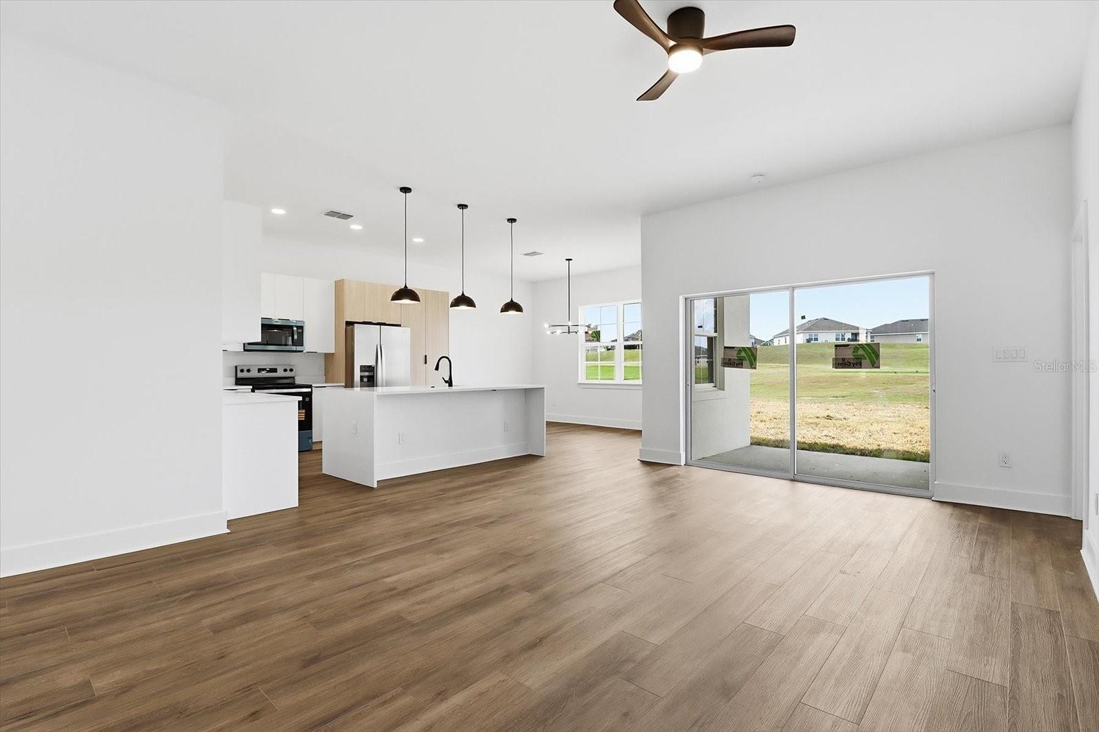 LAUREL RIDGE 02 - Residential