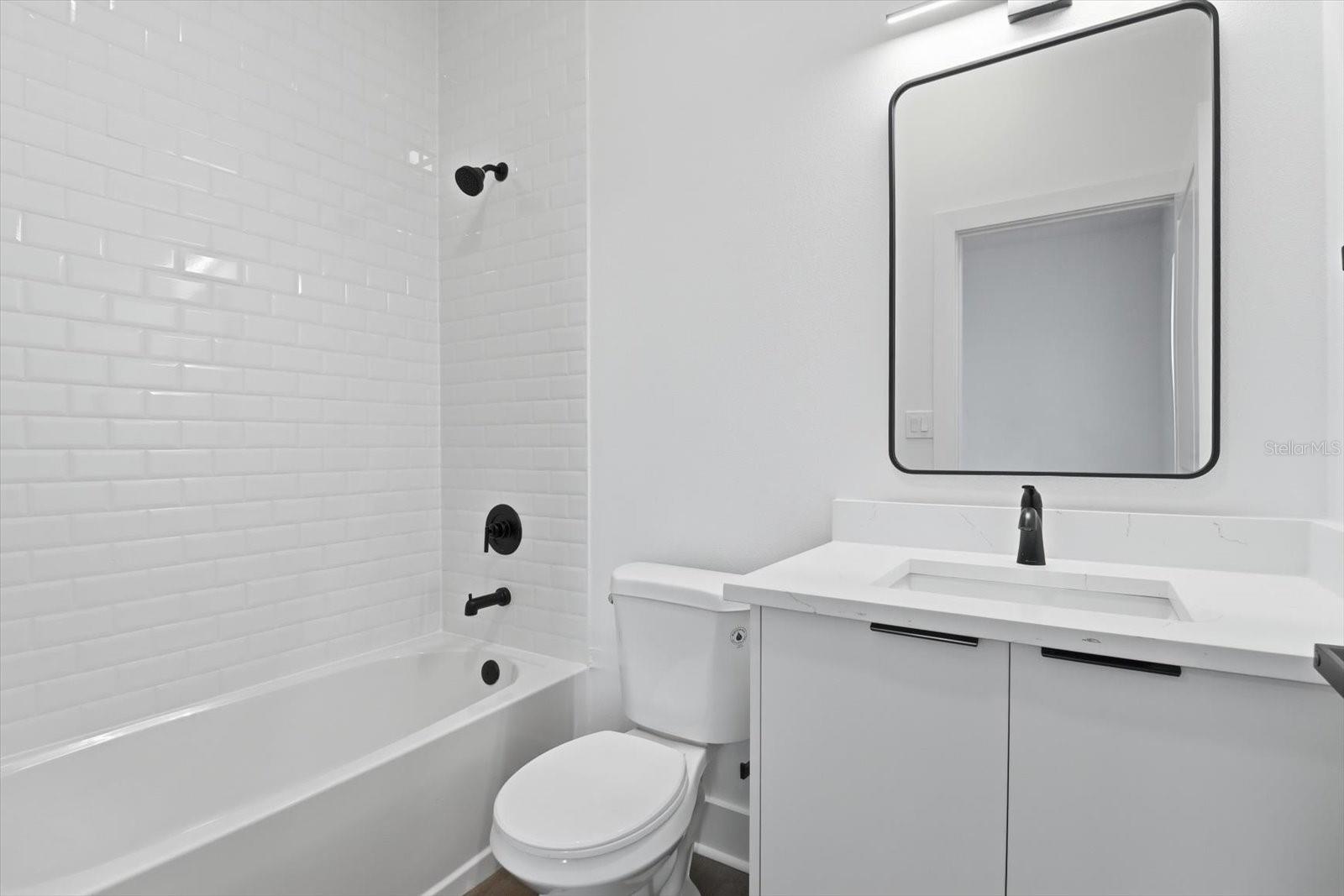 LAUREL RIDGE 02 - Residential