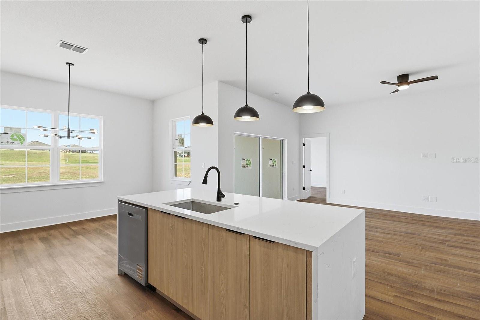 LAUREL RIDGE 02 - Residential