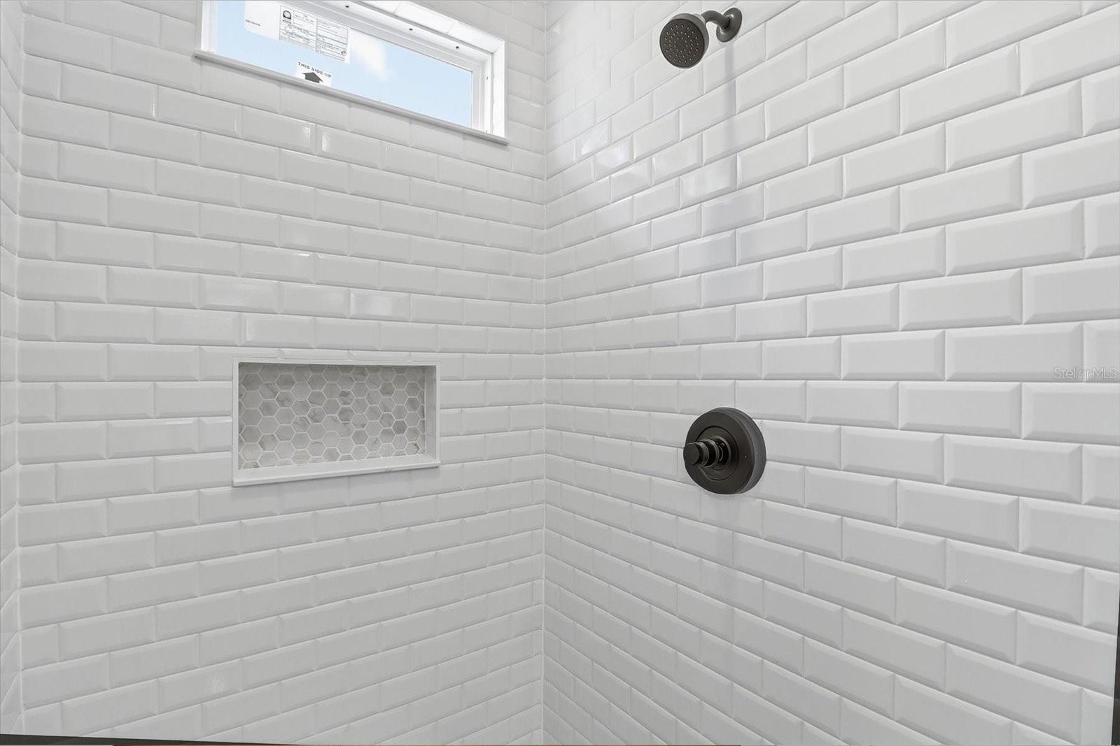 LAUREL RIDGE 02 - Residential