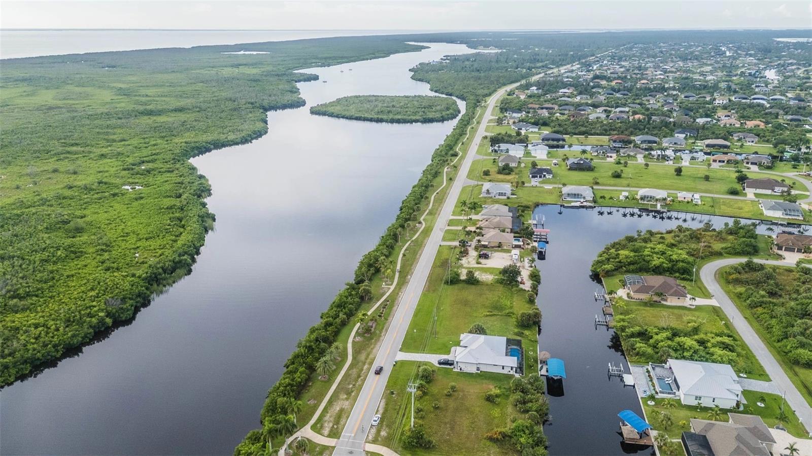 PORT CHARLOTTE SEC 093 - Land