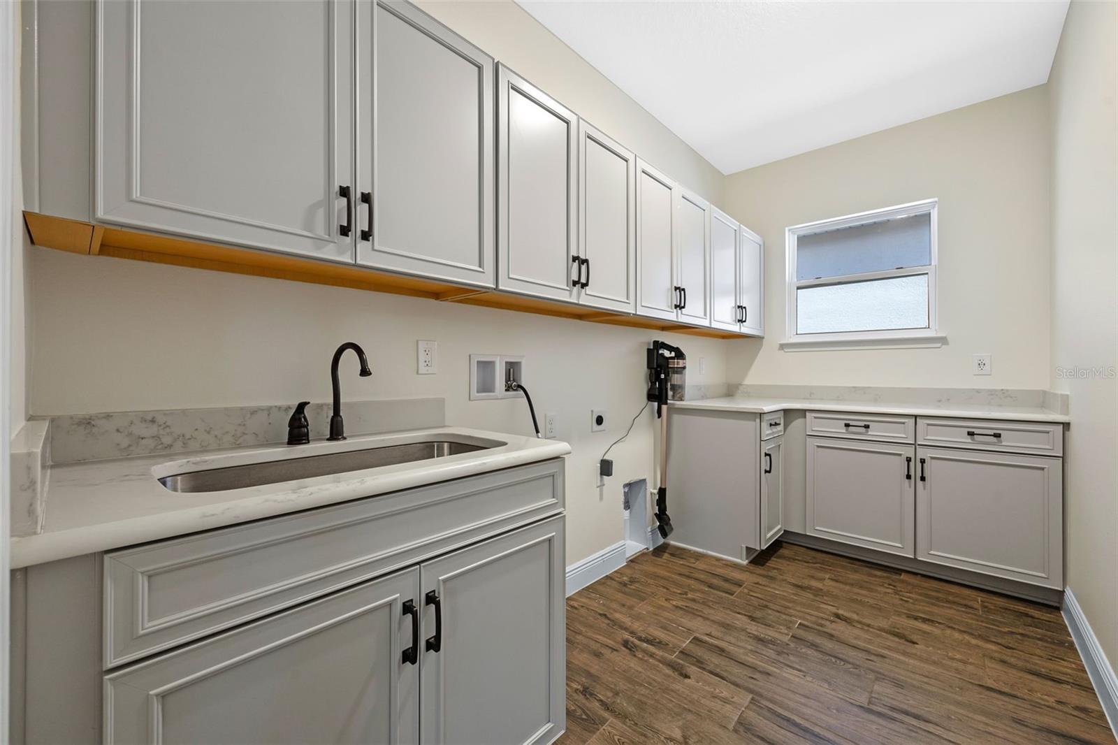 BELLA COLLINA WEST SUB - Residential