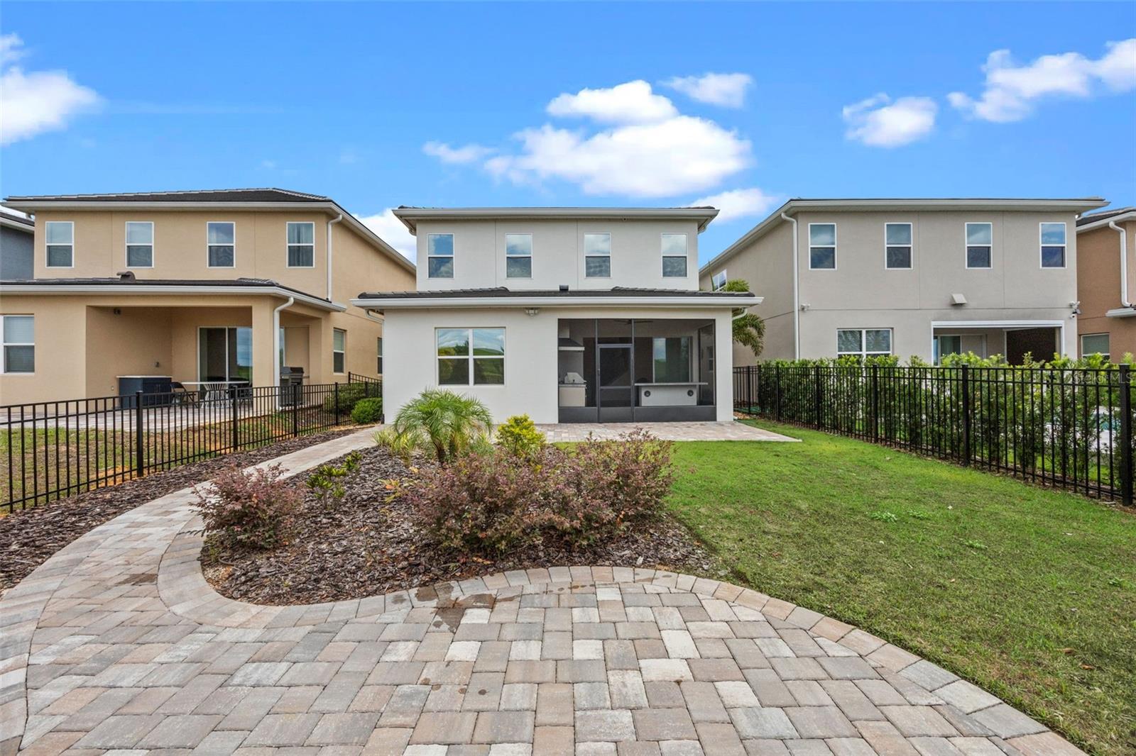 BELLA COLLINA WEST SUB - Residential