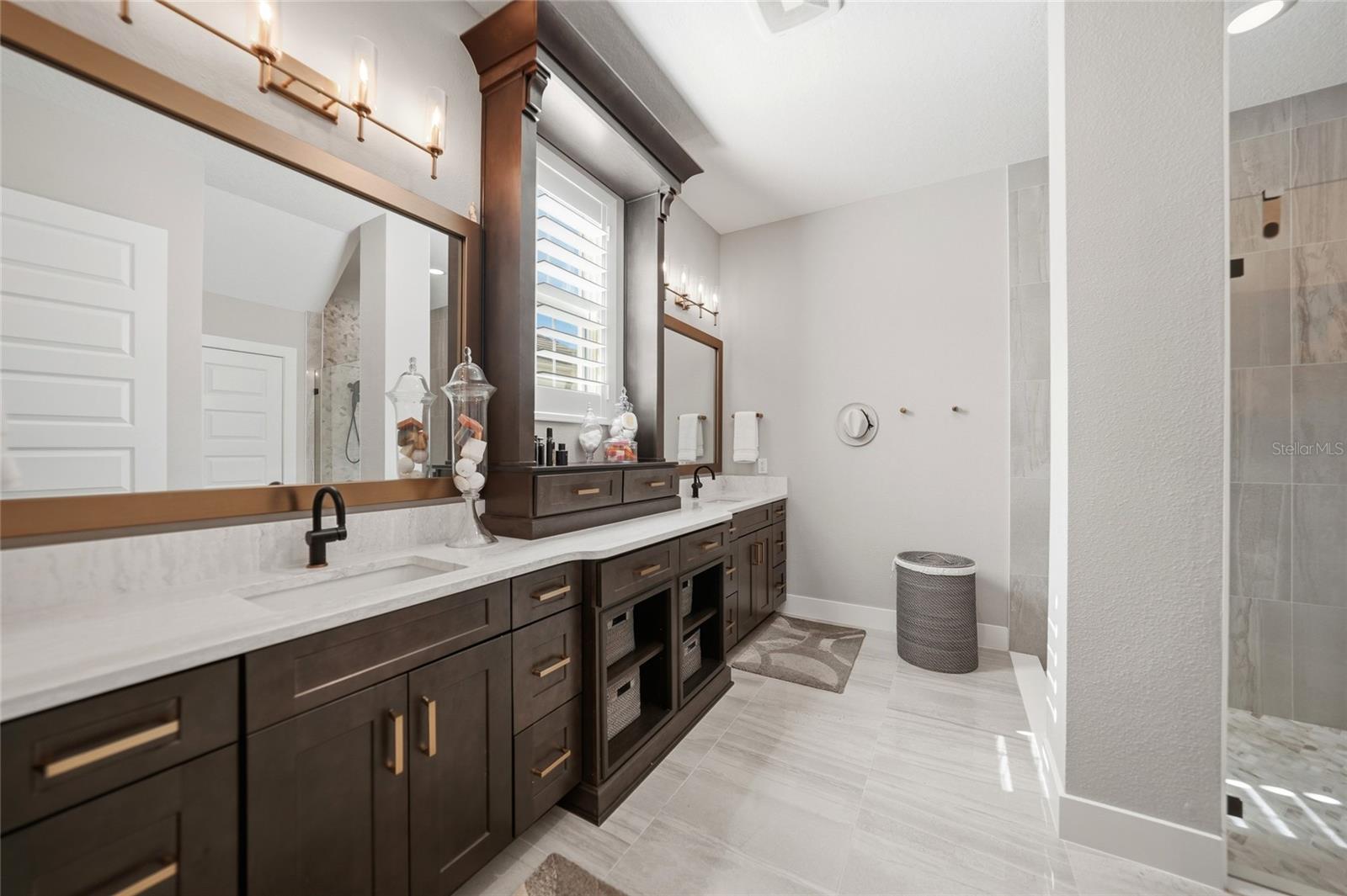 EVERLY/WELLEN PARK - Residential