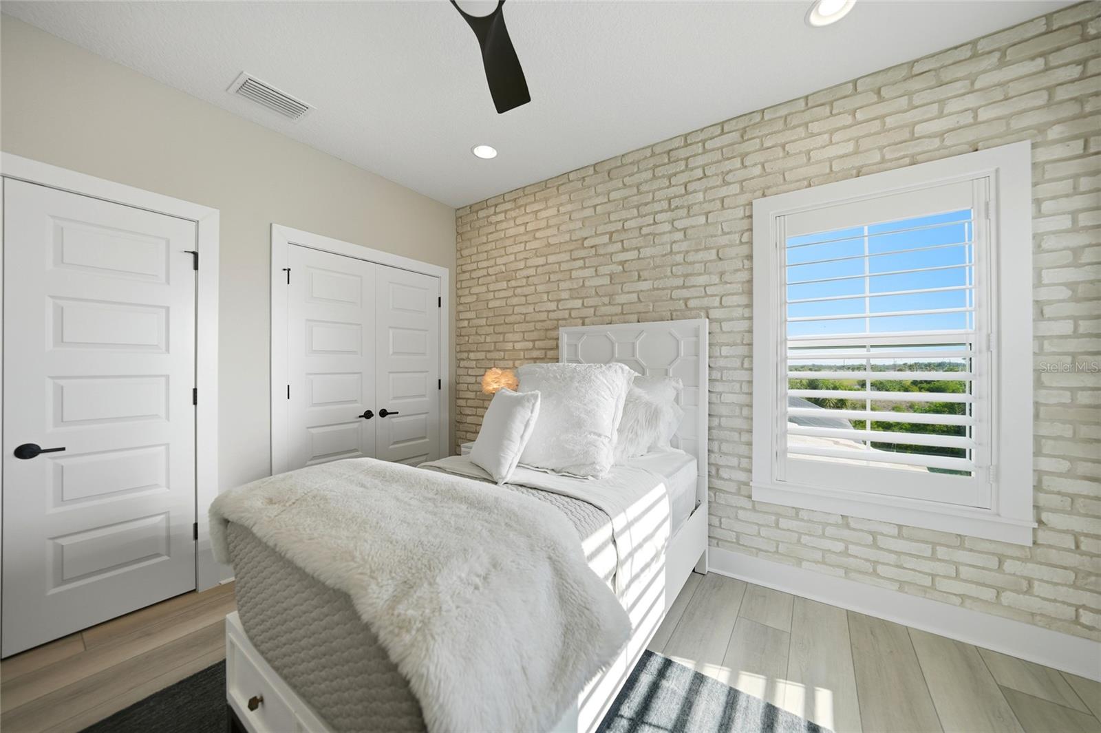 EVERLY/WELLEN PARK - Residential