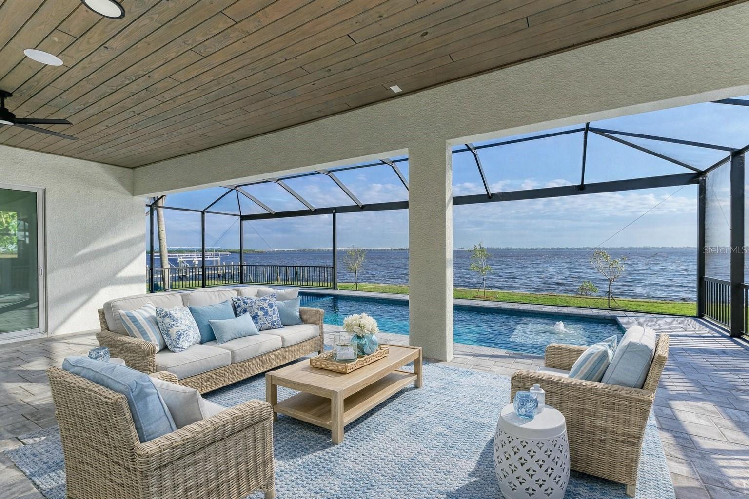 SUNCOAST HARBOR - Residential