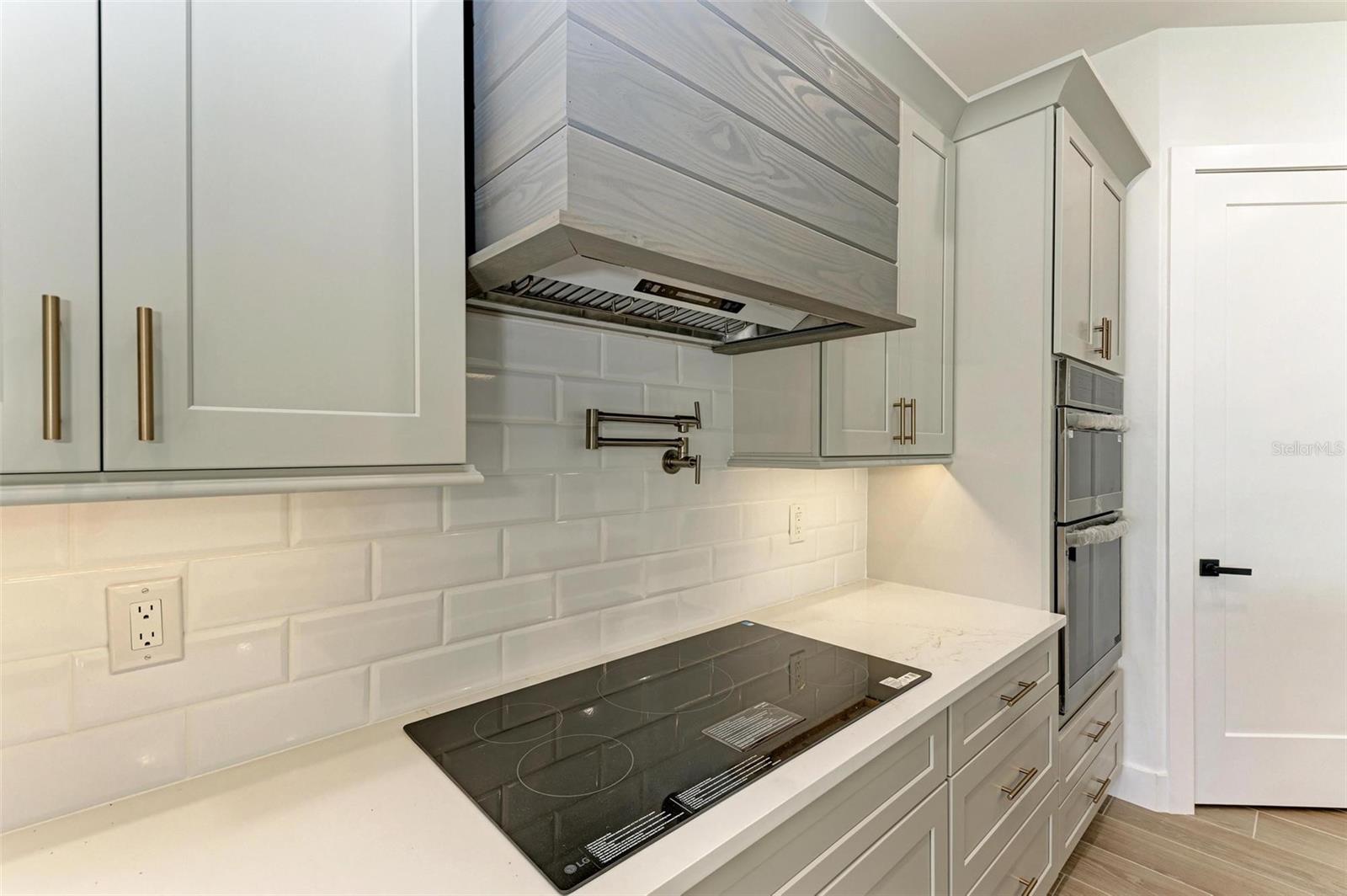 SUNCOAST HARBOR - Residential