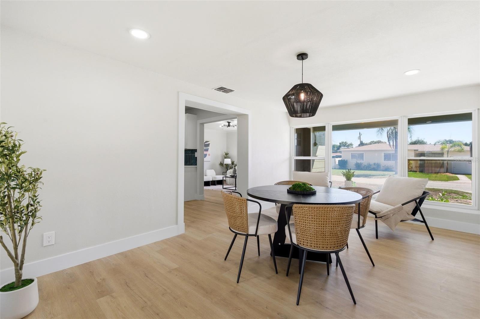 SIRMONS ESTATES - Residential