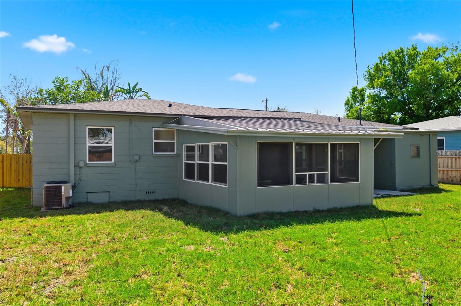 SIRMONS ESTATES - Residential