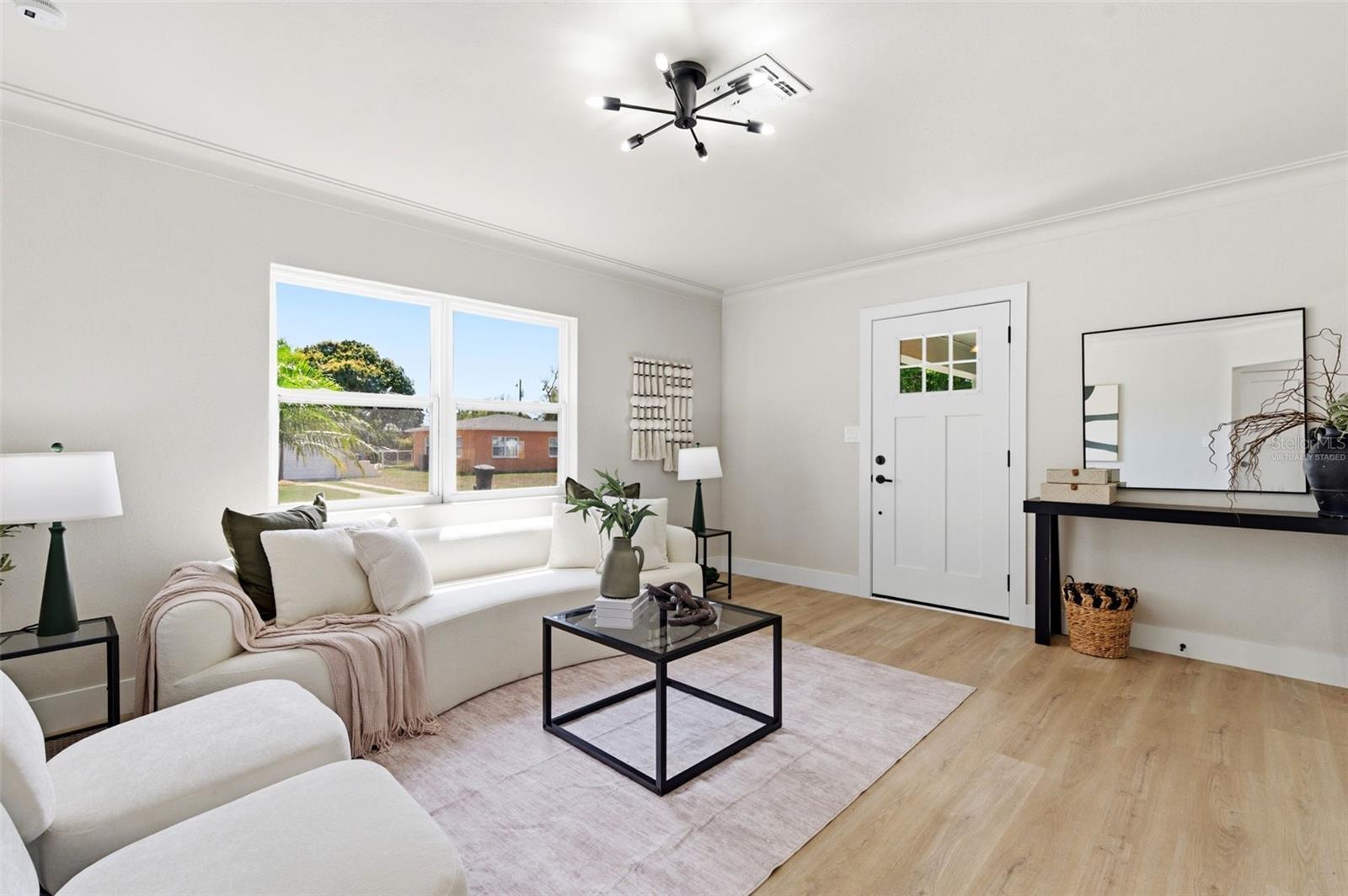 SIRMONS ESTATES - Residential