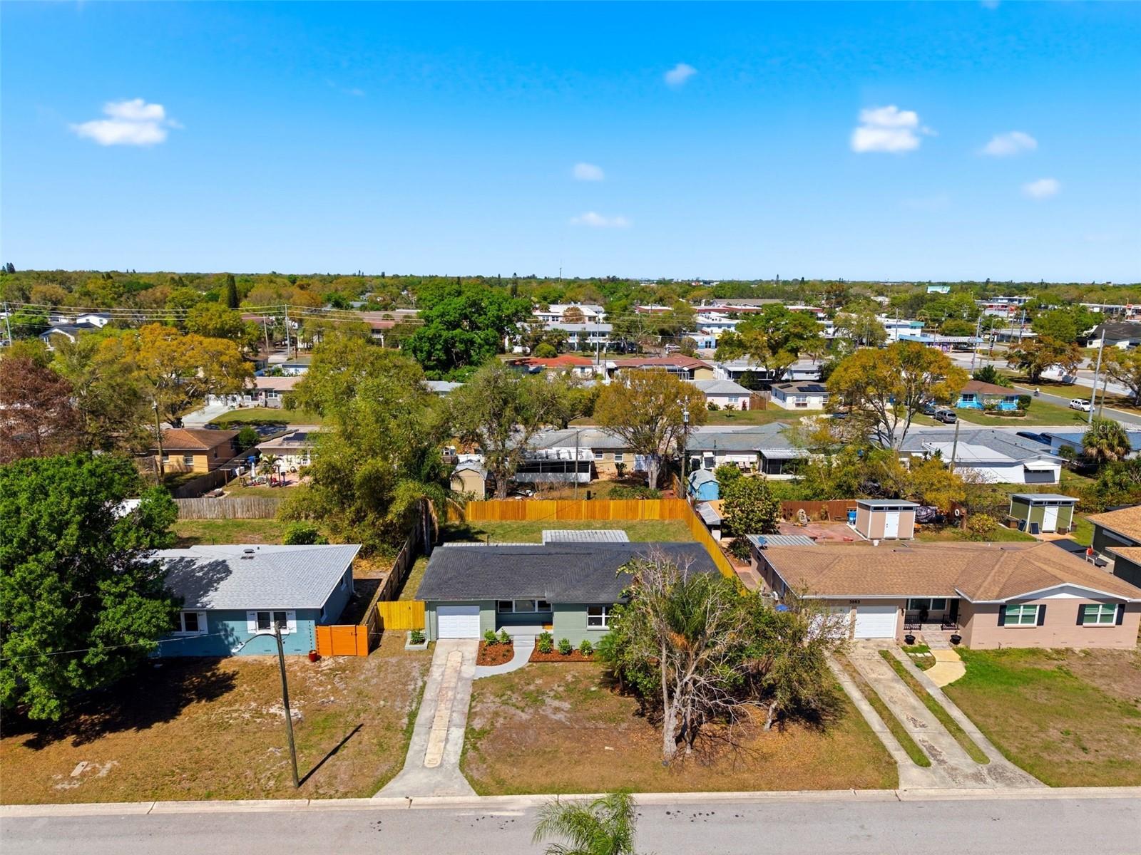 SIRMONS ESTATES - Residential