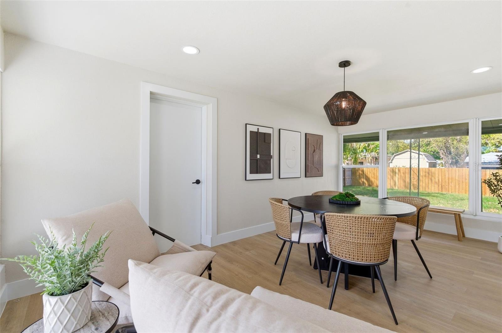 SIRMONS ESTATES - Residential