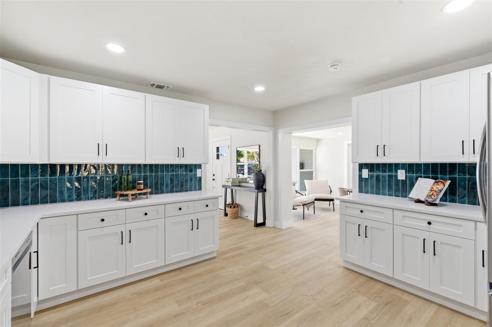 SIRMONS ESTATES - Residential