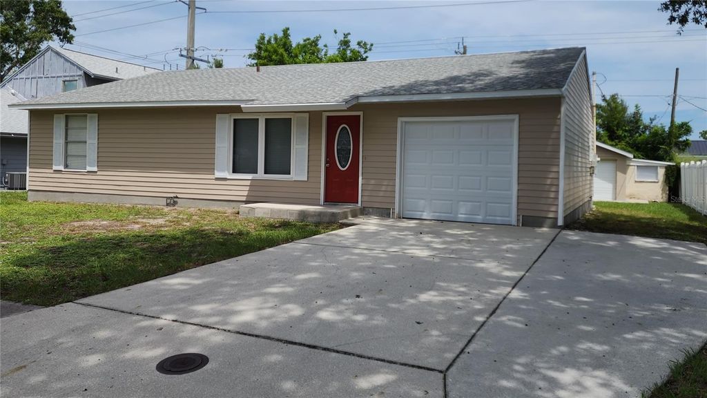 Photo of 5212 1st Avenue W, Bradenton, FL 34209 (MLS # A4667238)