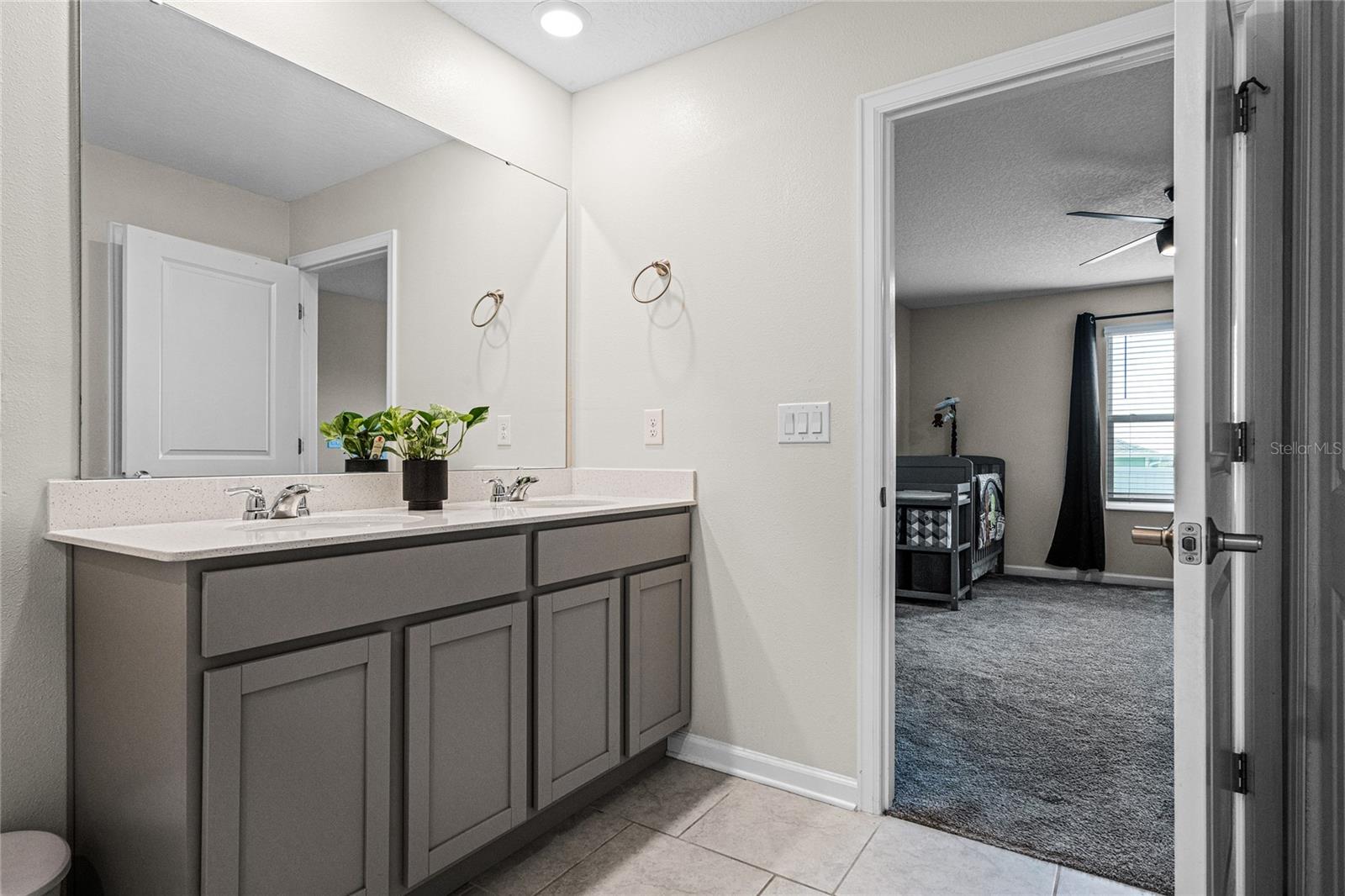 ESTATES AT LAKE HAMMOCK - Residential