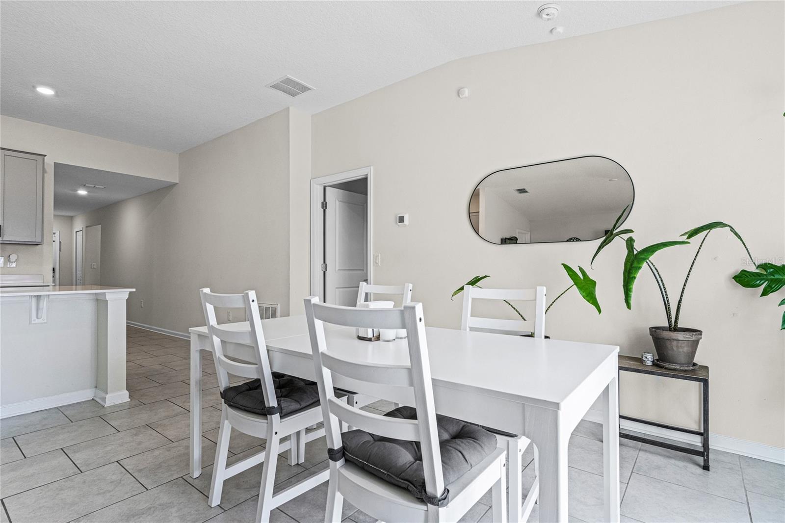 ESTATES AT LAKE HAMMOCK - Residential