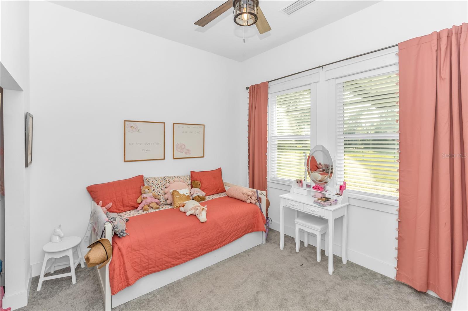 RIVER OAKS ESTATES - Residential