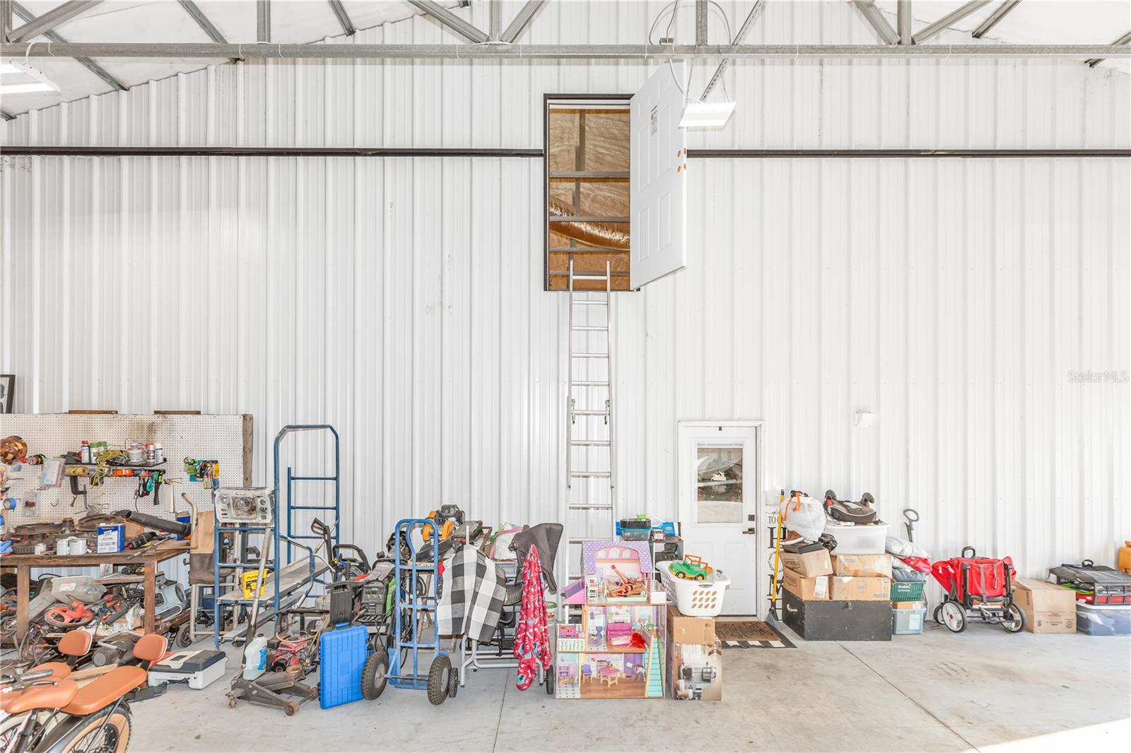 RIVER OAKS ESTATES - Residential