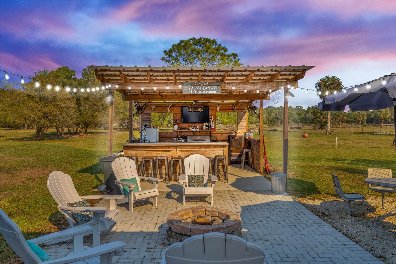 RIVER OAKS ESTATES - Residential