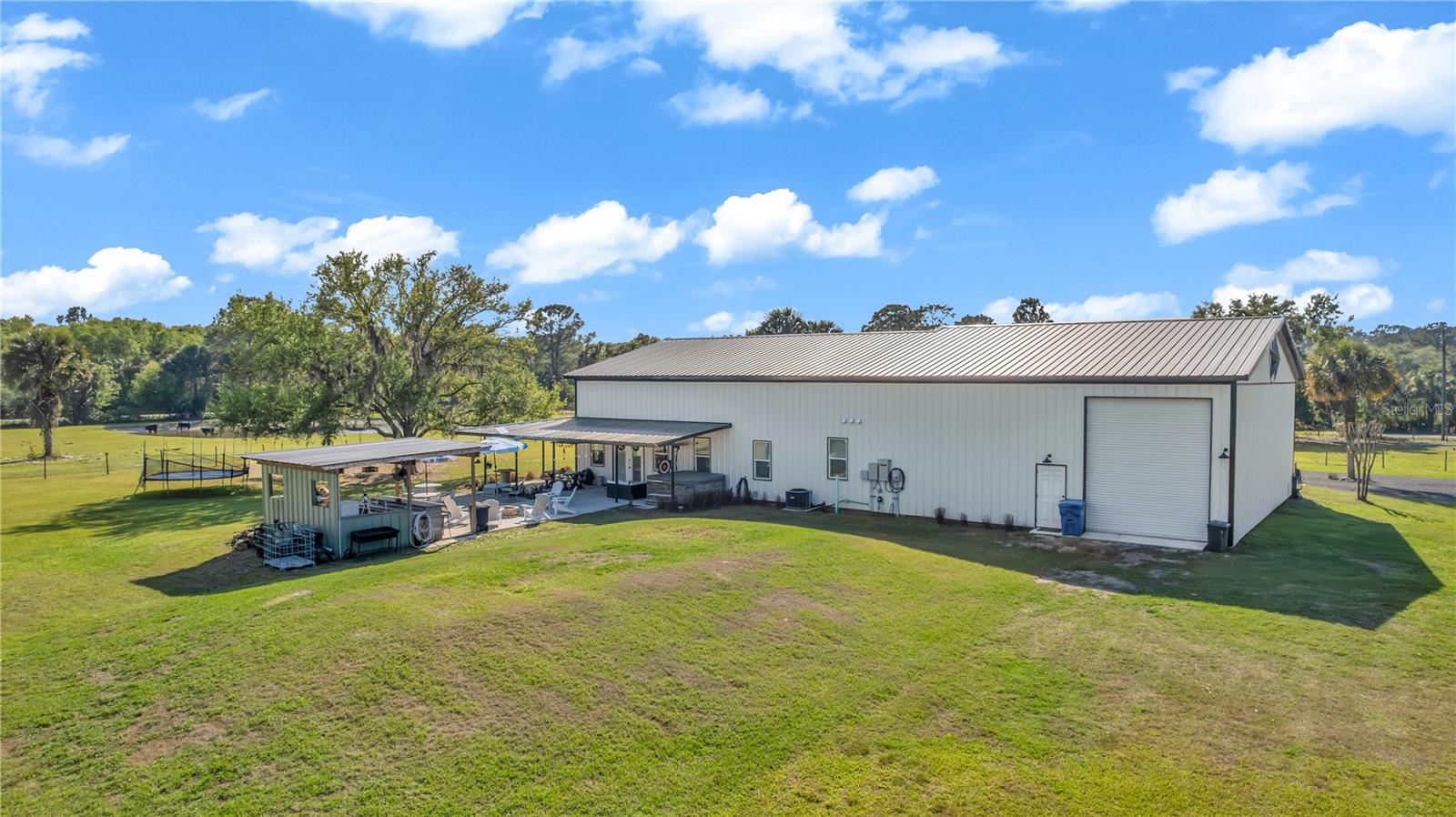 RIVER OAKS ESTATES - Residential