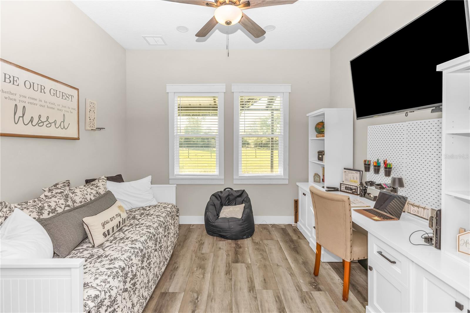 RIVER OAKS ESTATES - Residential