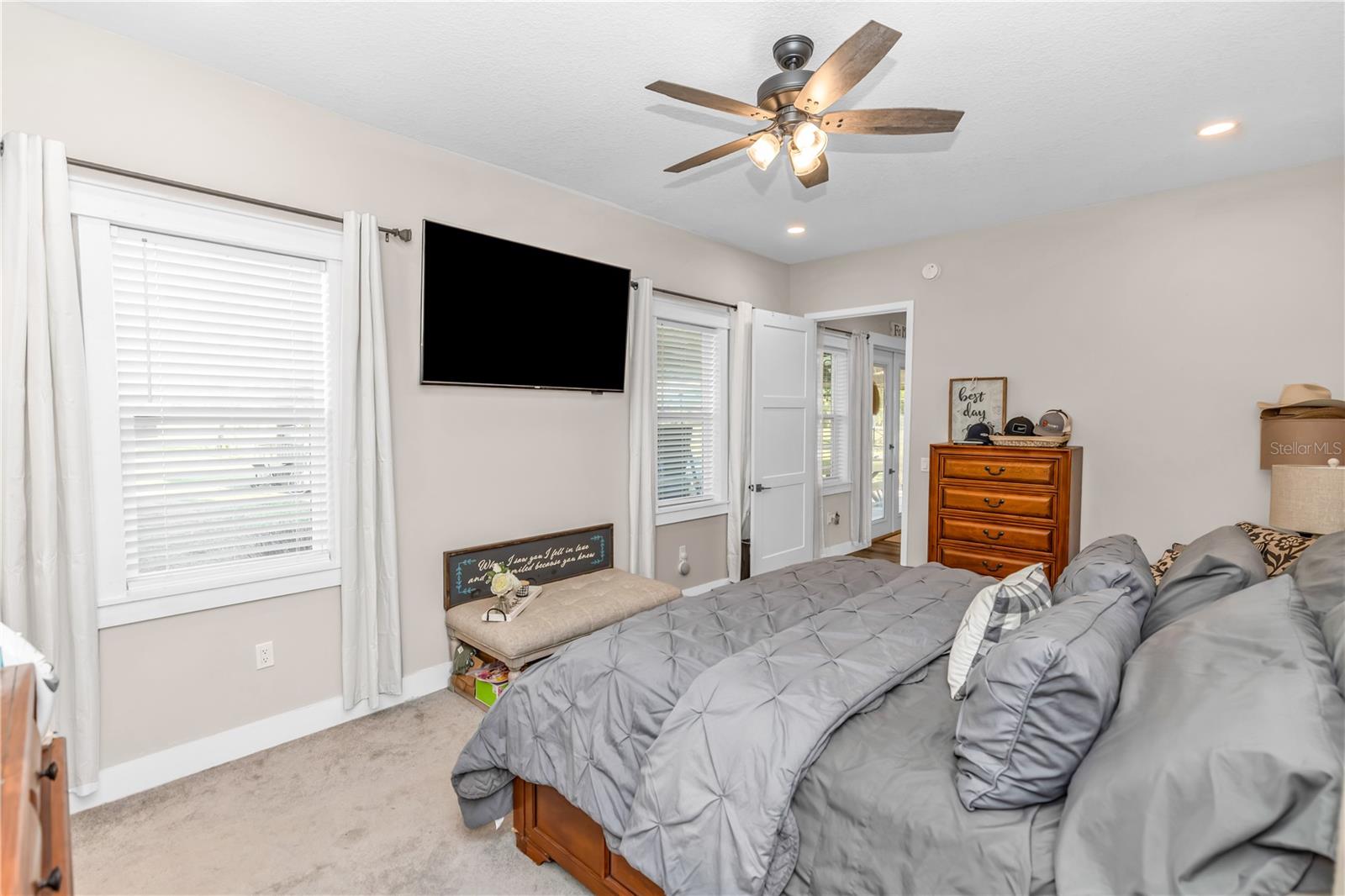 RIVER OAKS ESTATES - Residential