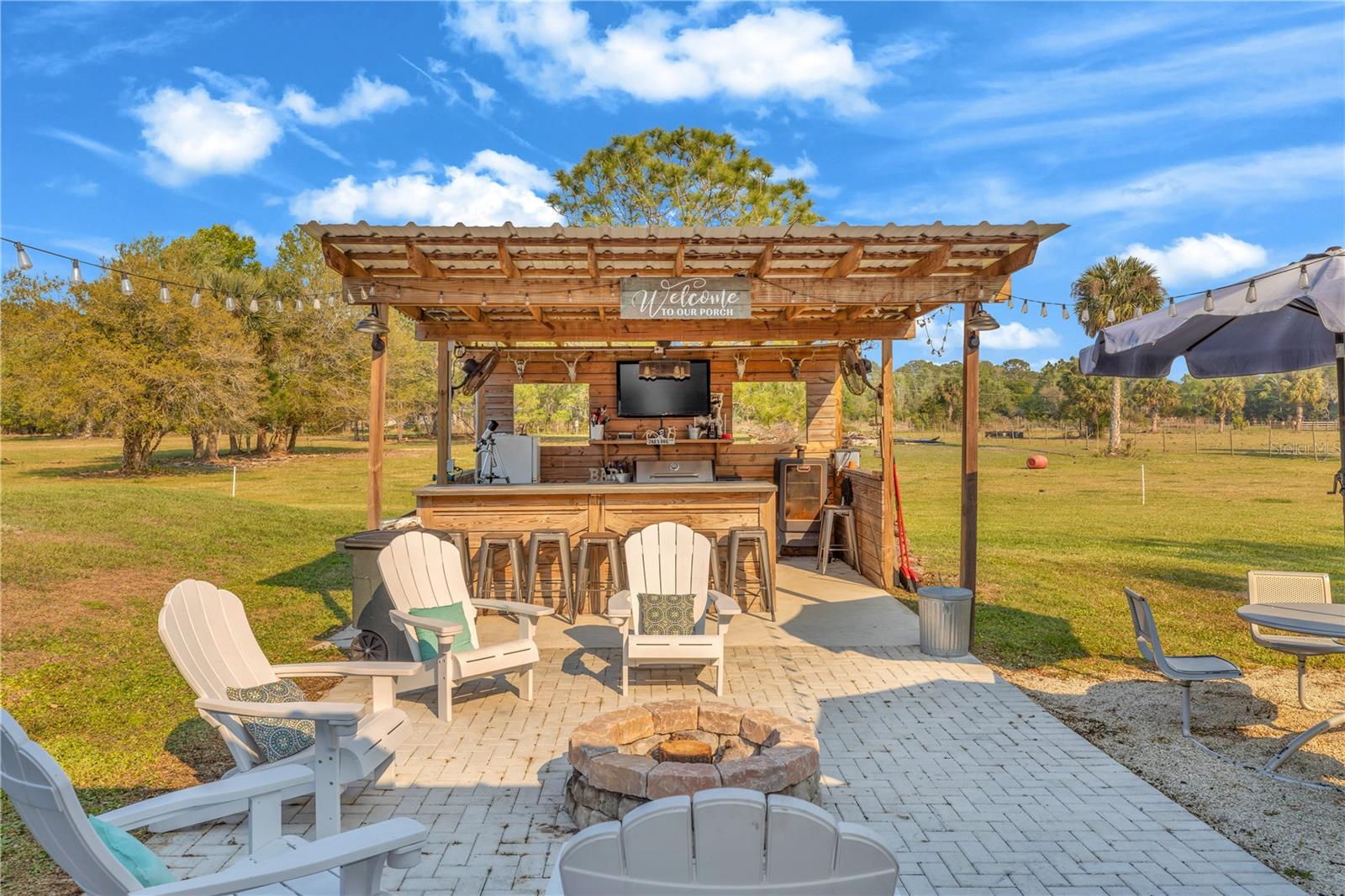 RIVER OAKS ESTATES - Residential