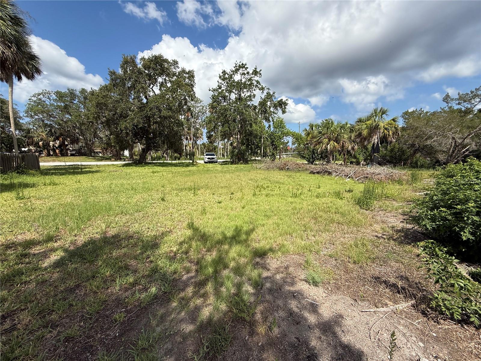 ST MARTINS ESTUARY RETREATS UNIT 06 - Land