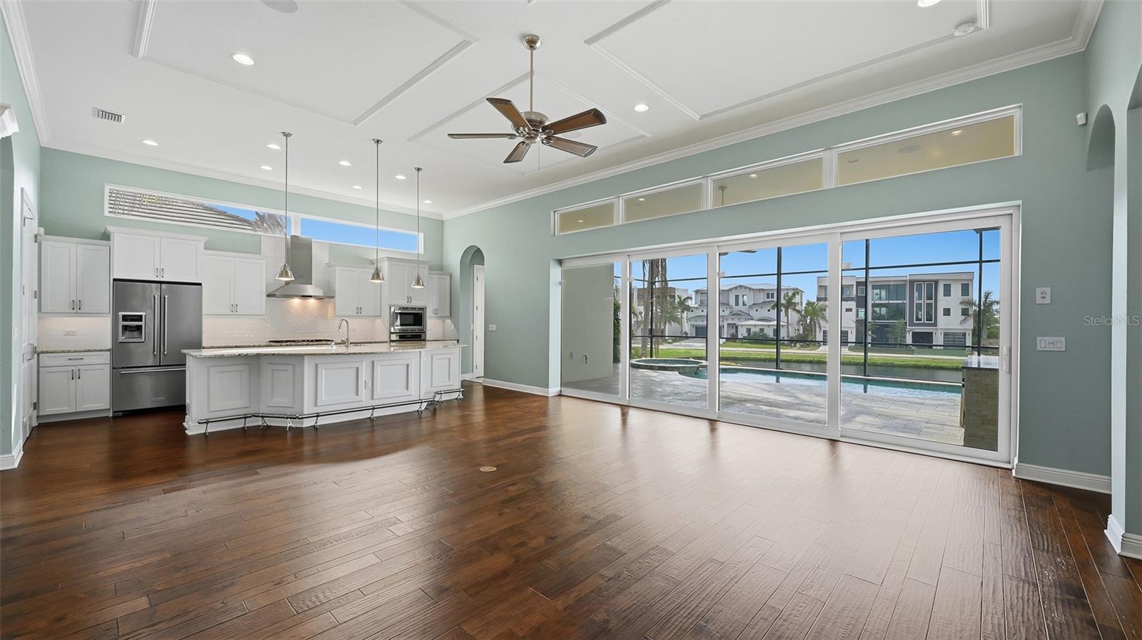 LEGENDS BAY - Residential