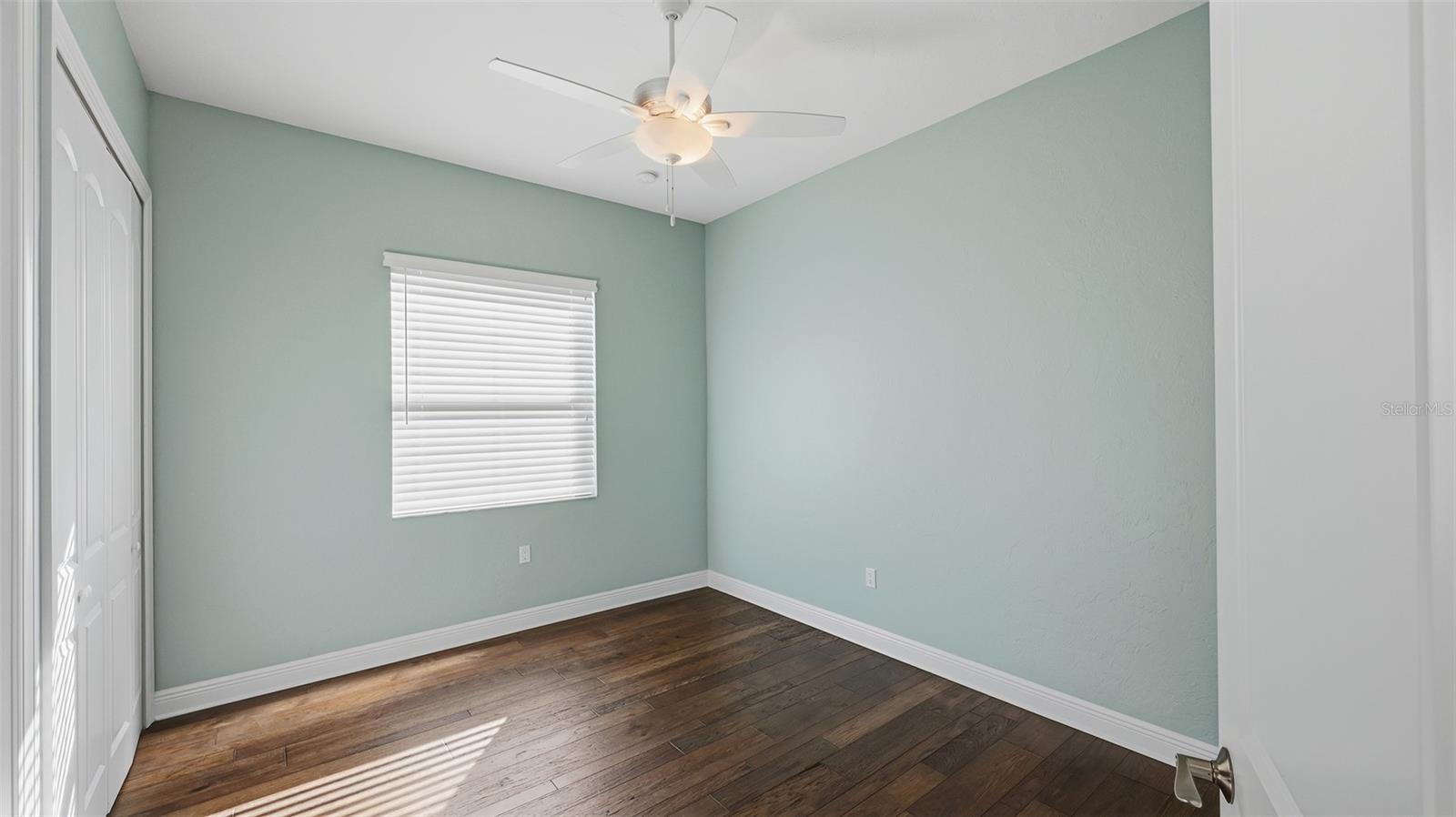 LEGENDS BAY - Residential