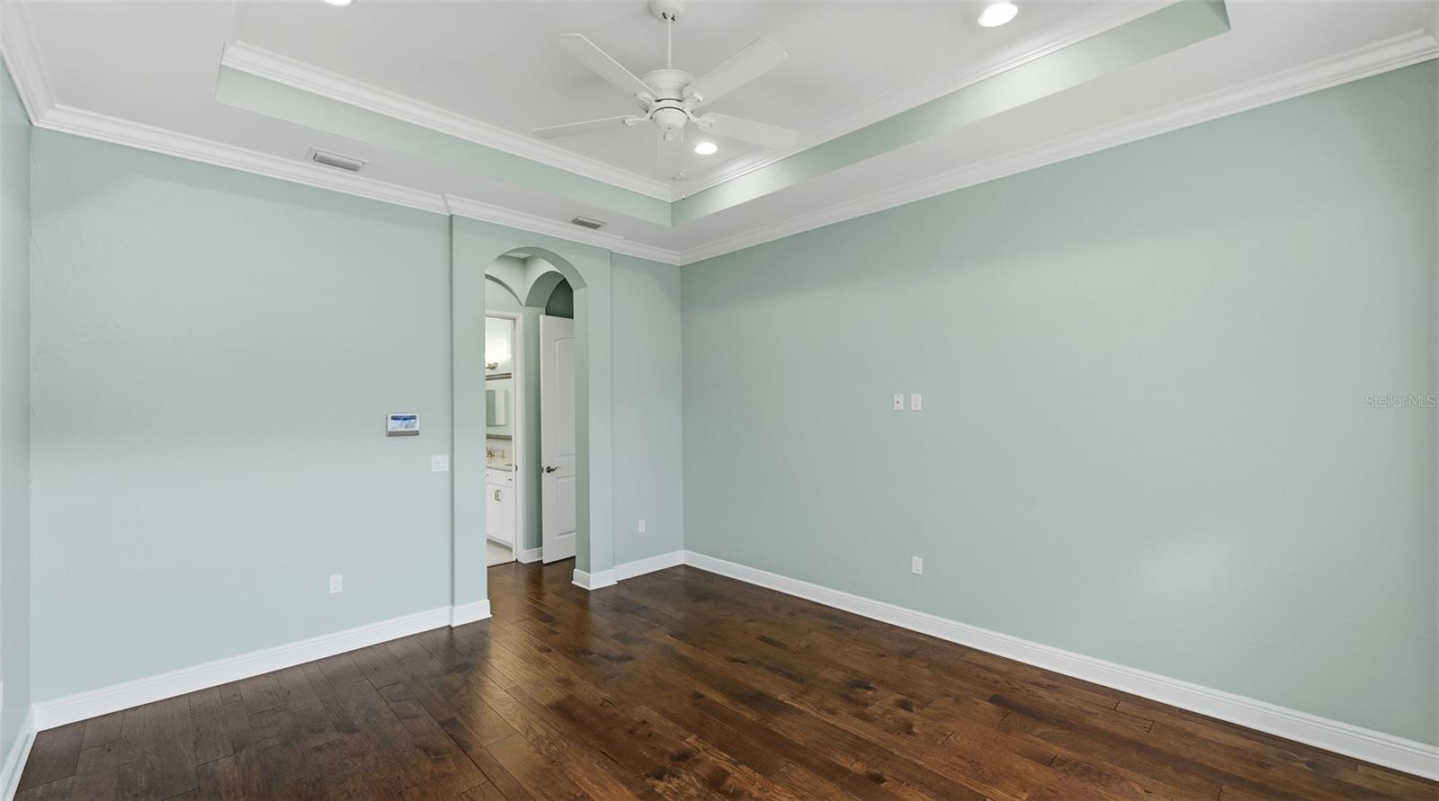 LEGENDS BAY - Residential