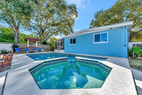 A home in LARGO