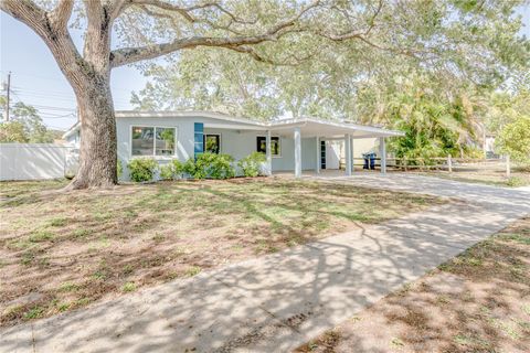 A home in LARGO