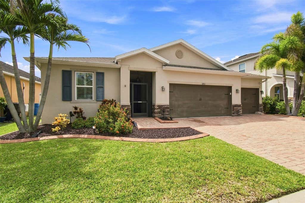Photo of 11431 Brighton Knoll Loop, Riverview, FL 33579 (MLS # TB8543158)