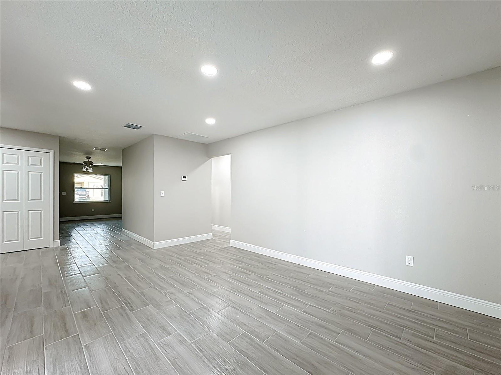 MALTBIE SHORES 1ST ADD - Residential