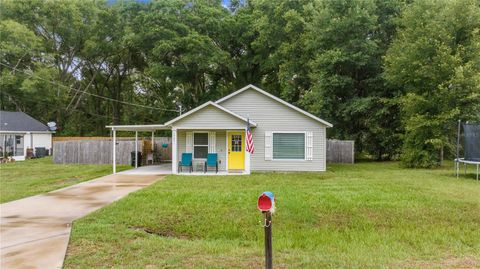 A home in DUNNELLON