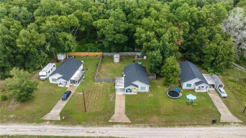 A home in DUNNELLON