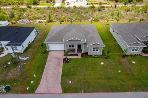 A home in PORT CHARLOTTE