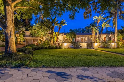 Photo of 3649 Foster Hill Drive N, St Petersburg, FL 33704 (MLS # TB8423659)