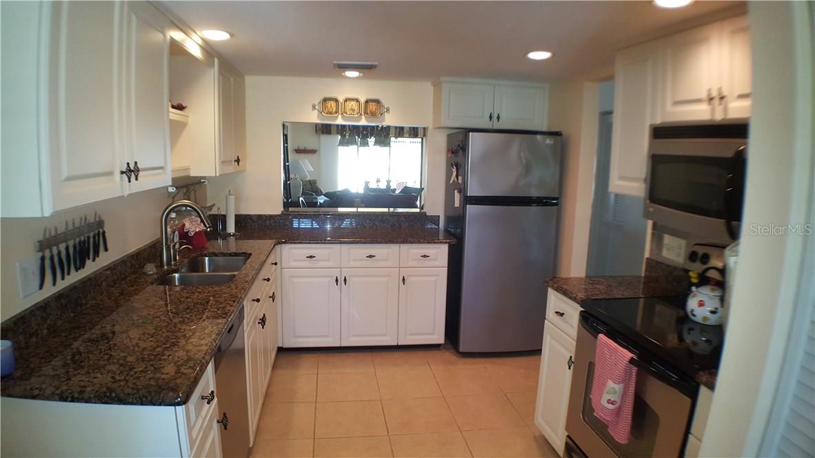 TERRACES AT WILD OAK BAY III - Residential Lease