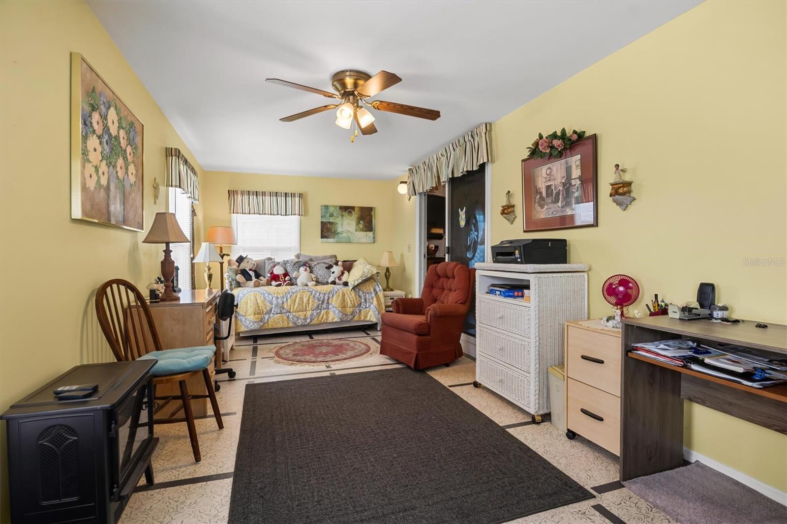 TWIN FOUNTAINS INC A CONDO MHP - Residential