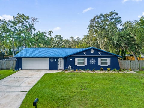 Photo of 116 Windy Circle, Brandon, FL 33511 (MLS # TB8537343)