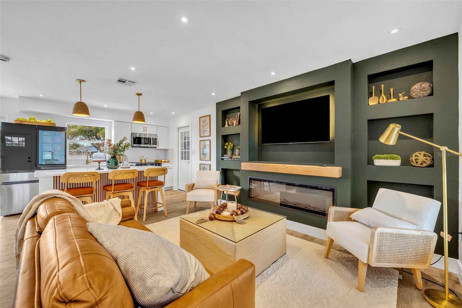 ENGELWOOD PARK - Residential